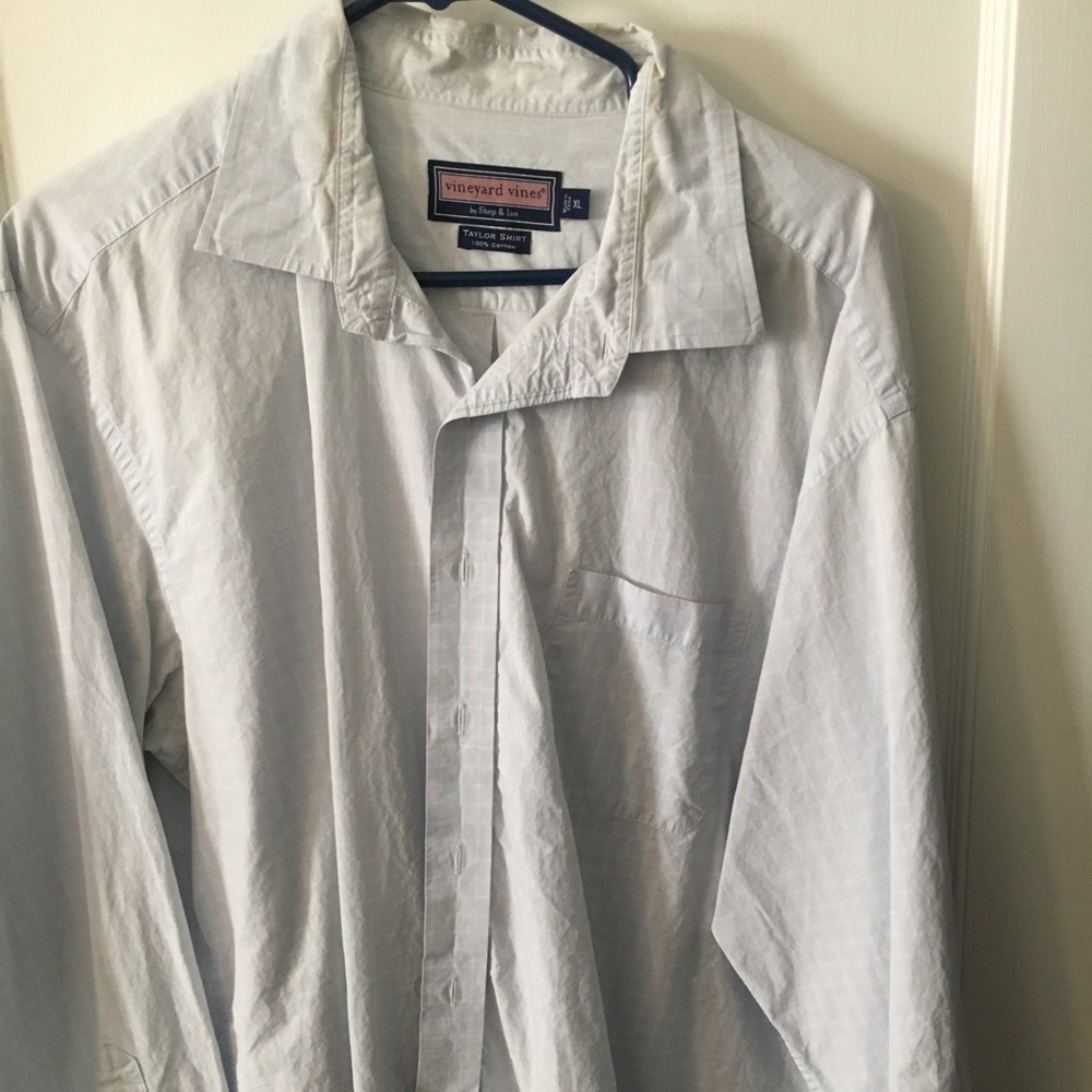 VINEYARD VINES XL BUTTON DOWN